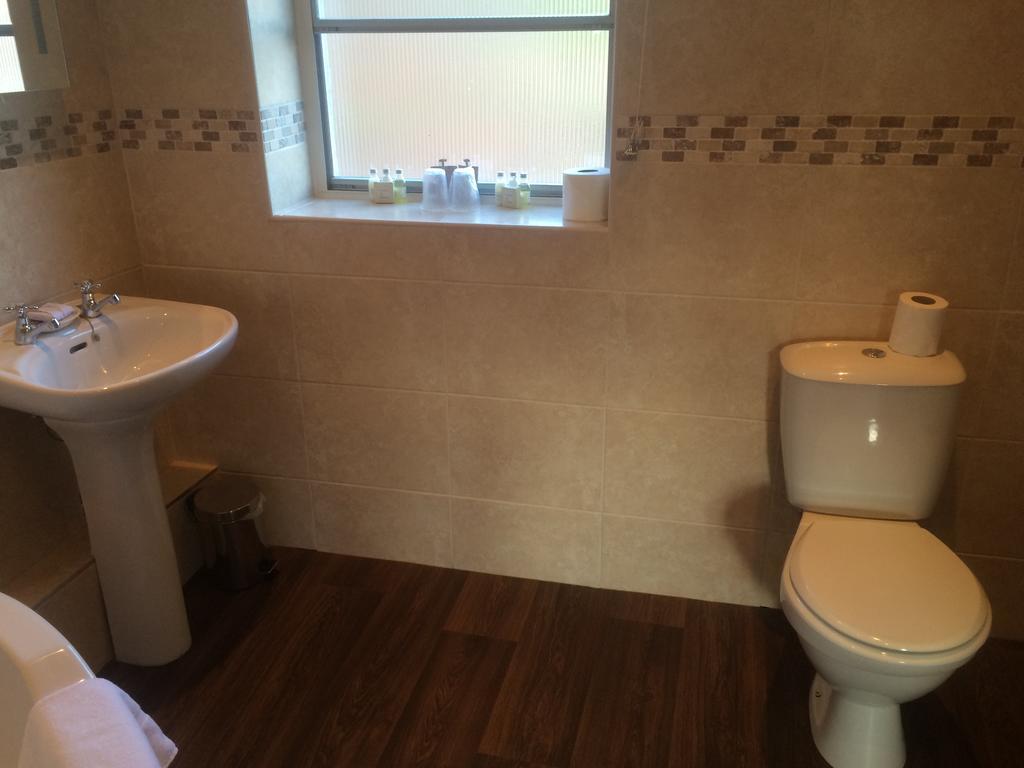 Needham Market Limes Hotel חדר תמונה