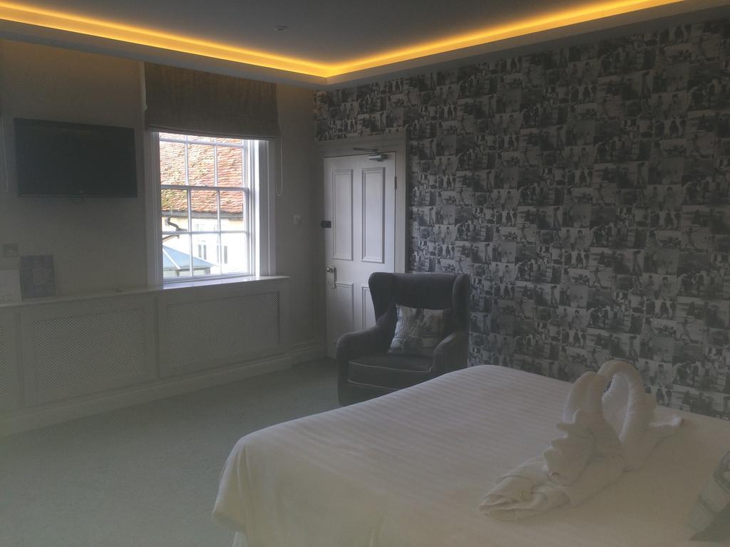 Needham Market Limes Hotel חדר תמונה